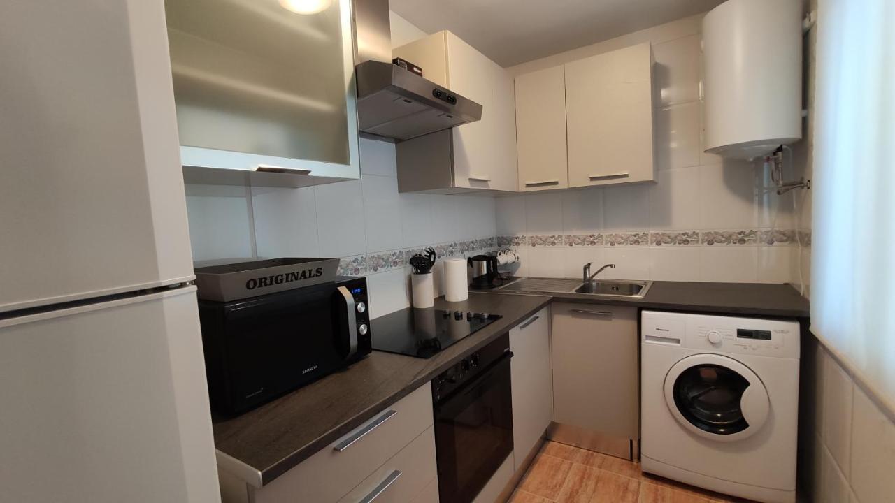 Apartamentos Seneca Junto Al Centro Málaga Kültér fotó