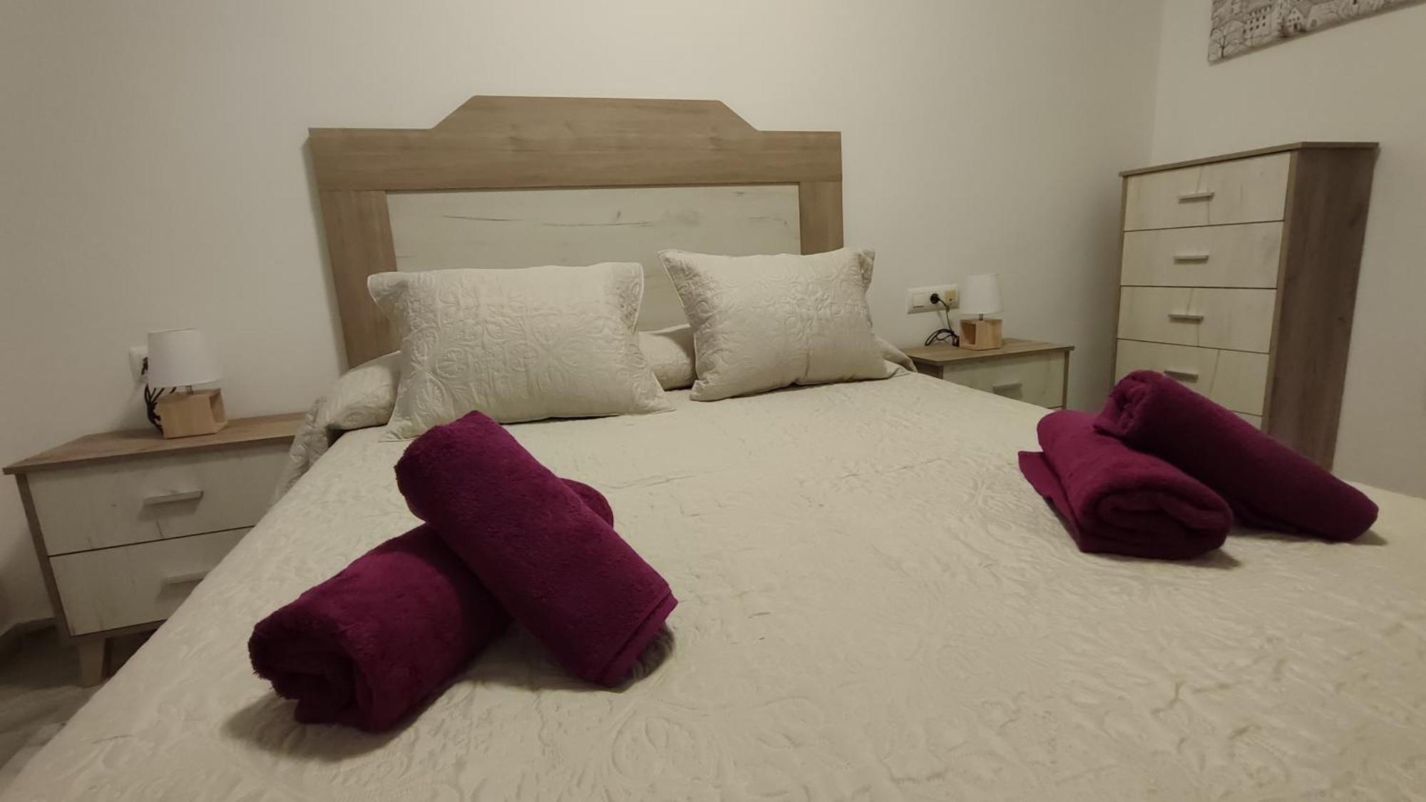 Apartamentos Seneca Junto Al Centro Málaga Kültér fotó