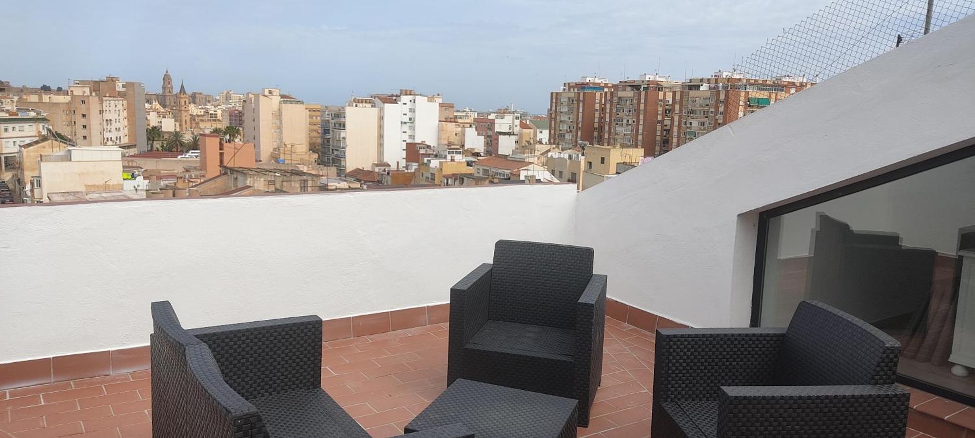 Apartamentos Seneca Junto Al Centro Málaga Kültér fotó