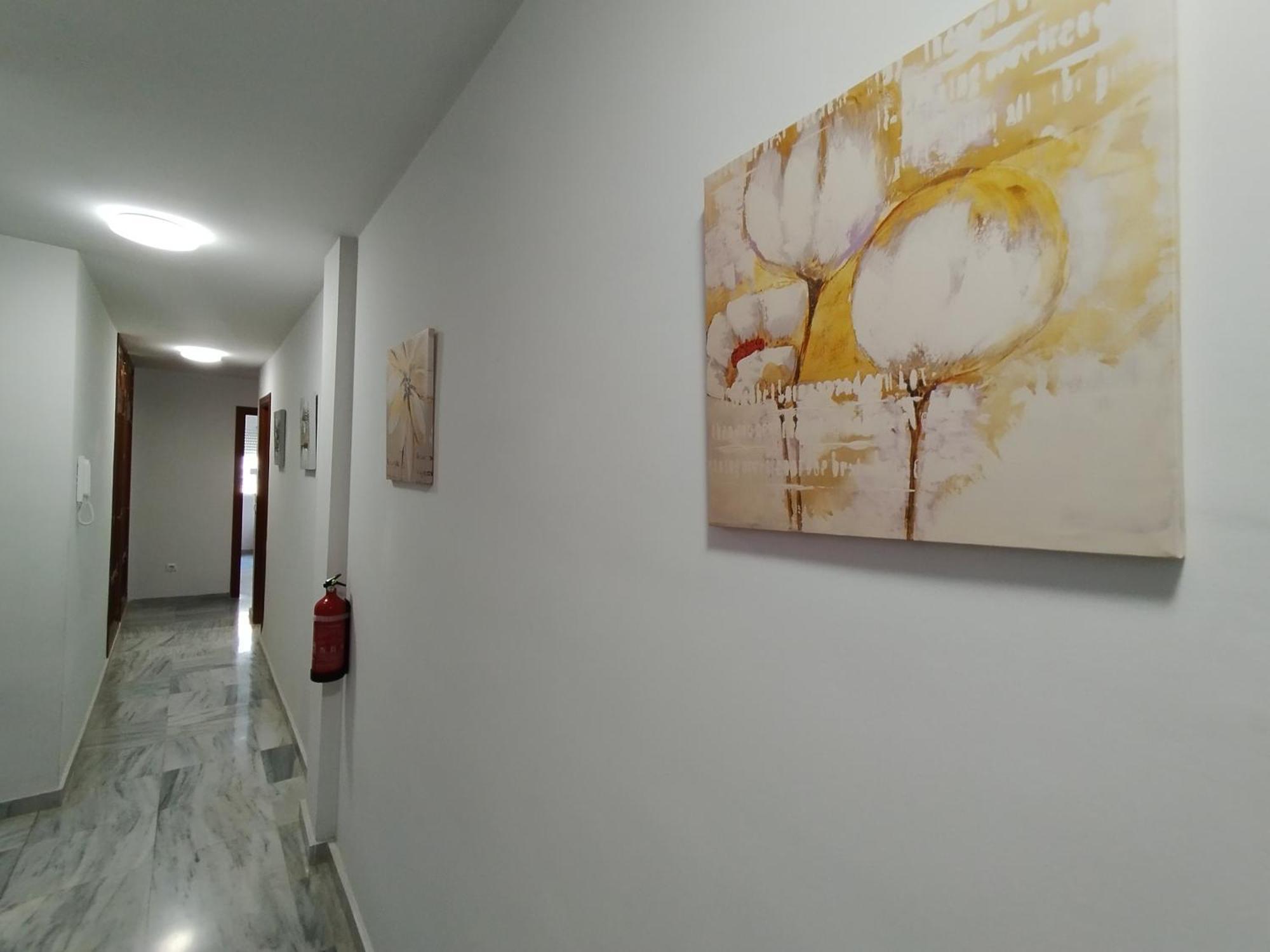Apartamentos Seneca Junto Al Centro Málaga Kültér fotó